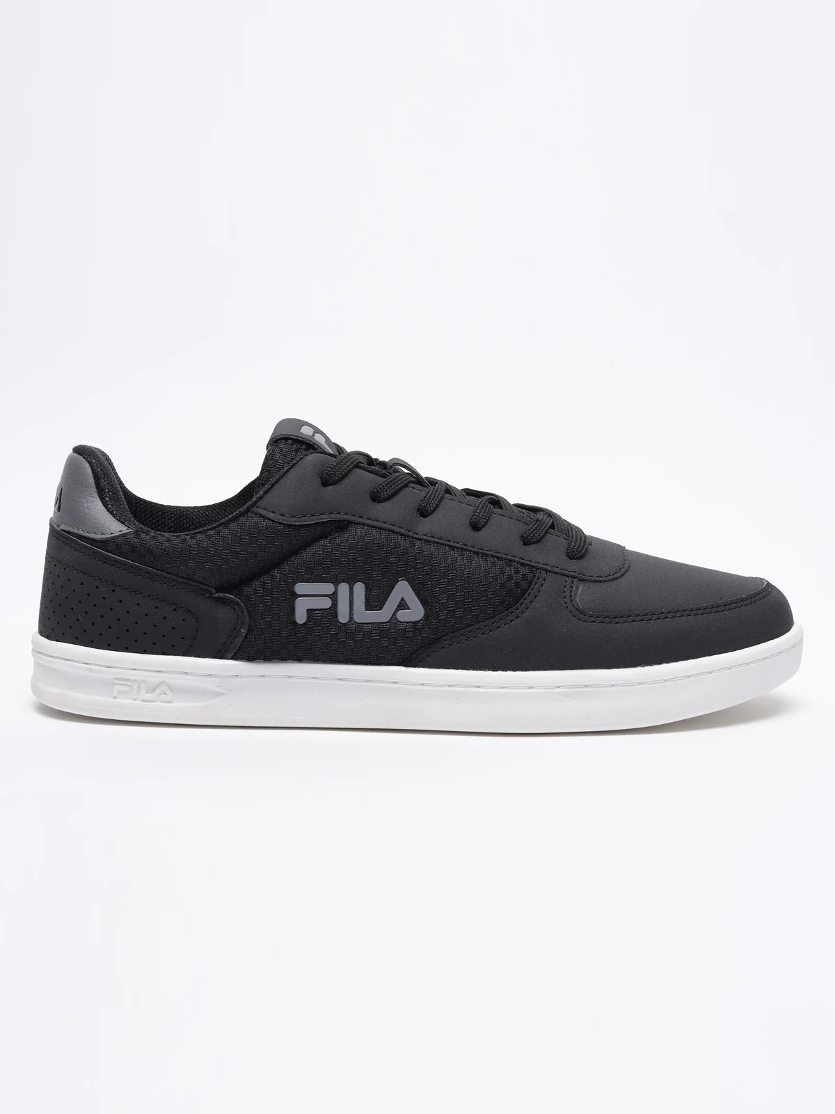 Fila Black Vitore Men's Sneakers - Image 3