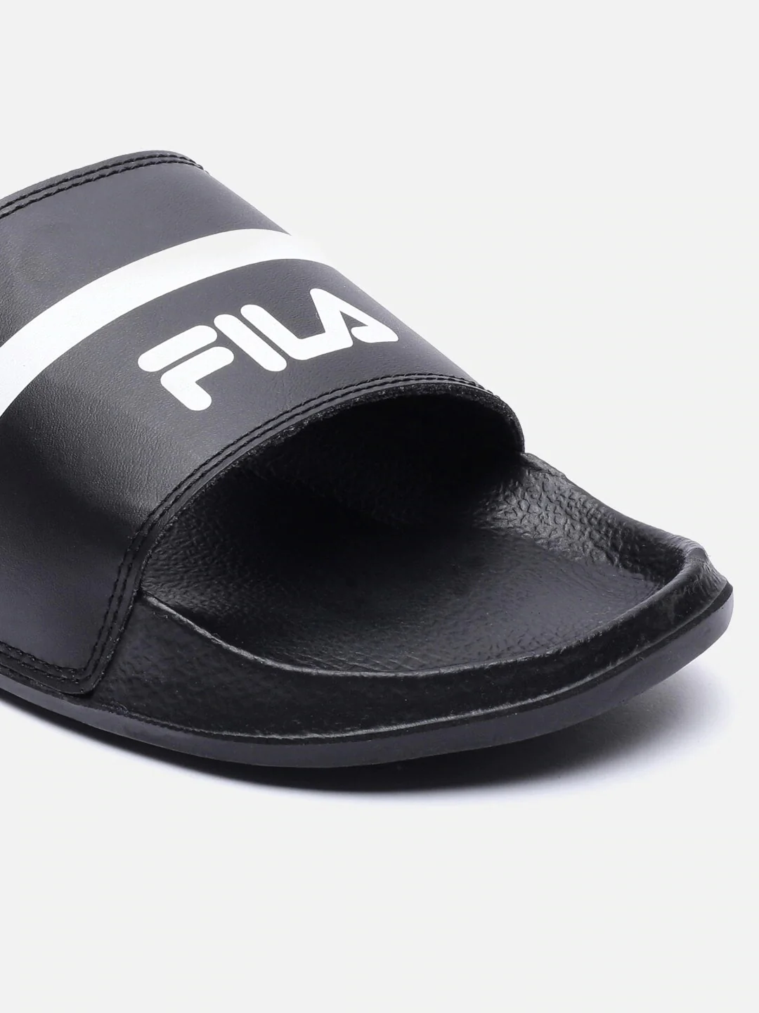 Fila Red Barkon Men's Slippers - Image 5