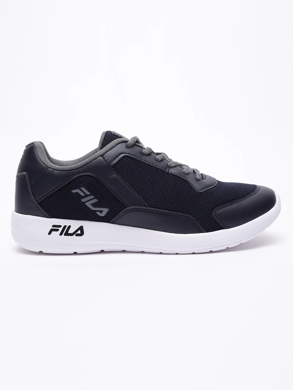 Fila Black Atrix Plus Men's Running Shoes - Image 3
