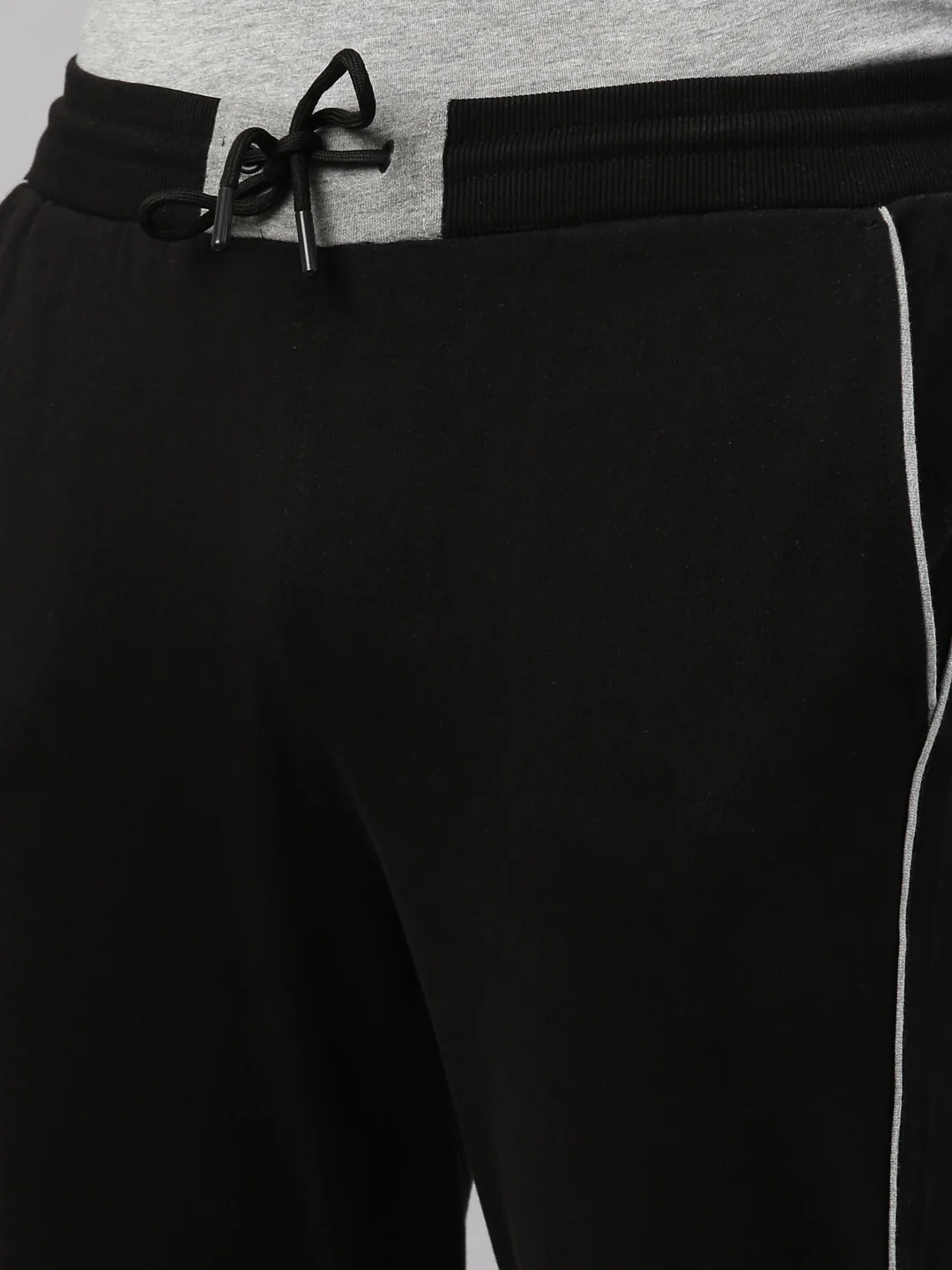 Fila Black Ogera Men's Cuffed Joggers - Image 2