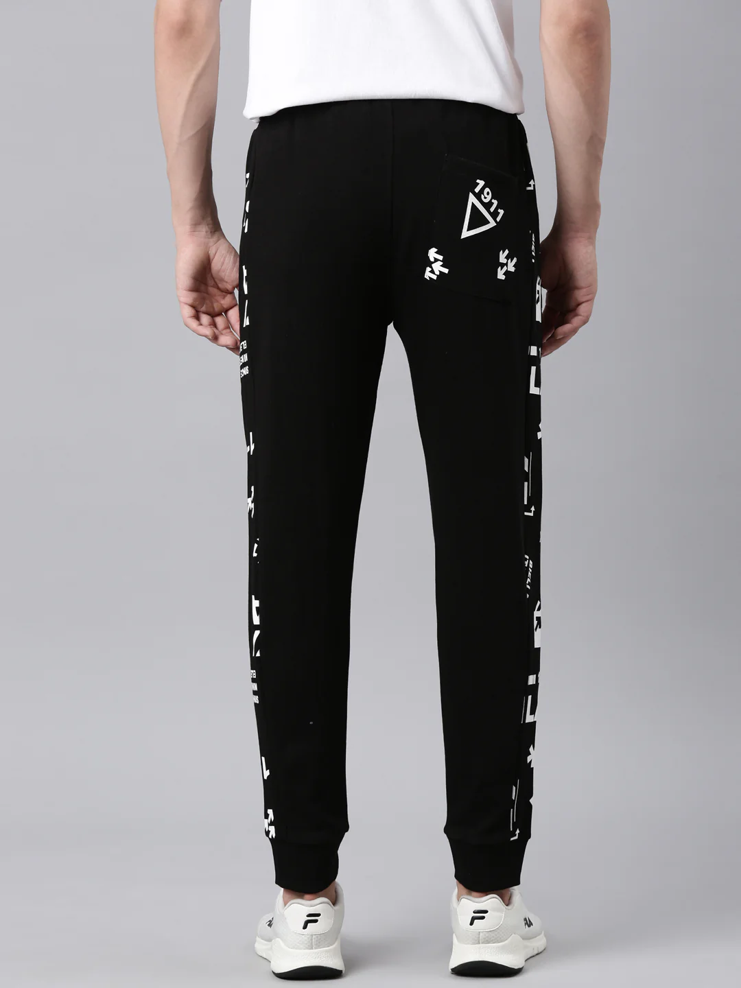 Fila Grey Neefam Men's Ribbed Joggers - Image 5