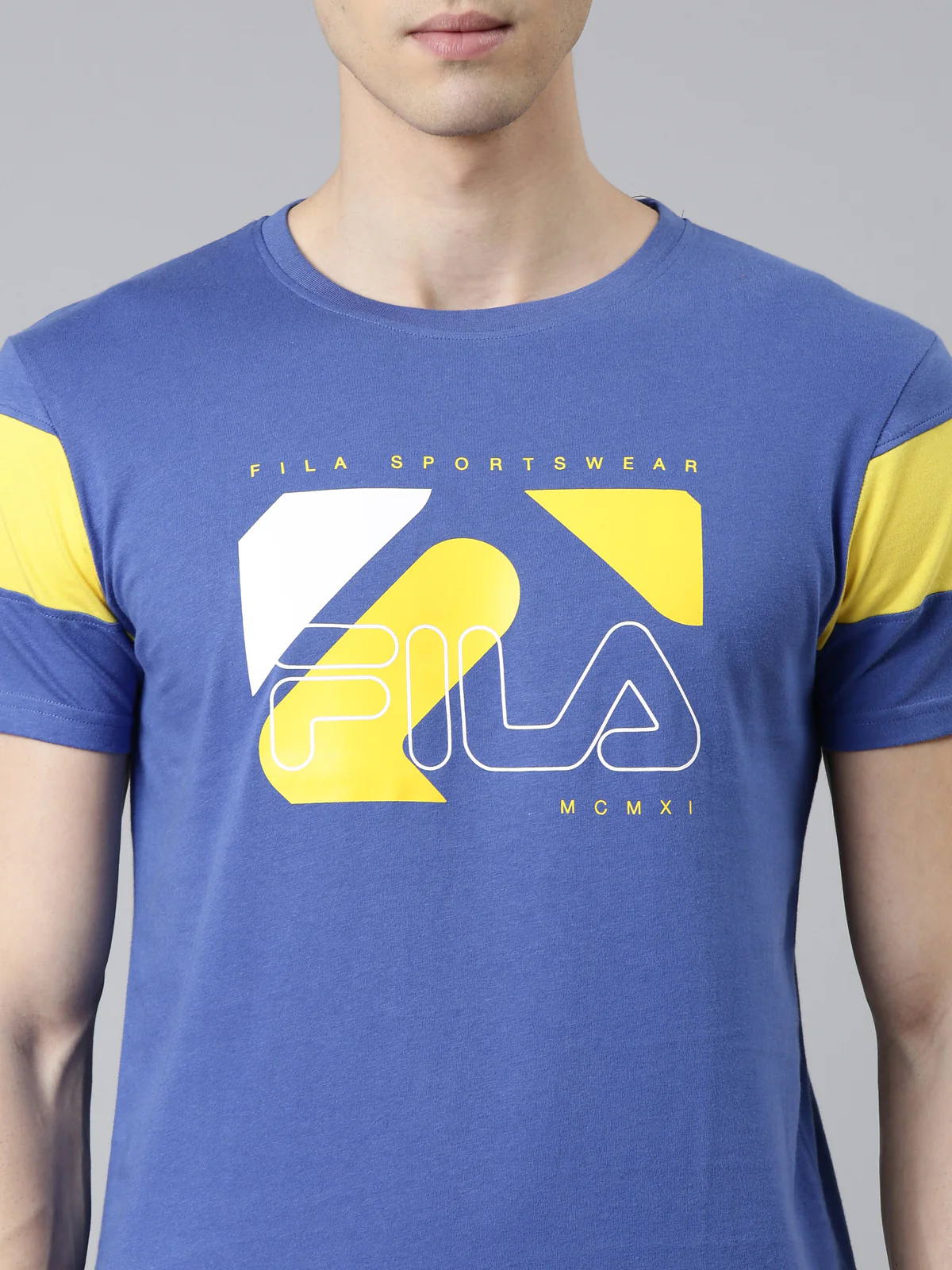 Fila White Pepol Men's T-Shirt - Image 2