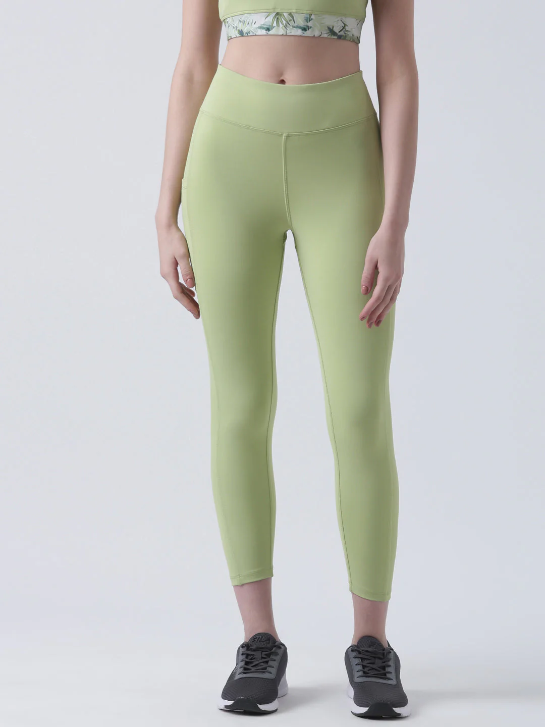 Fila Women Black Leggings Fitted - Image 12
