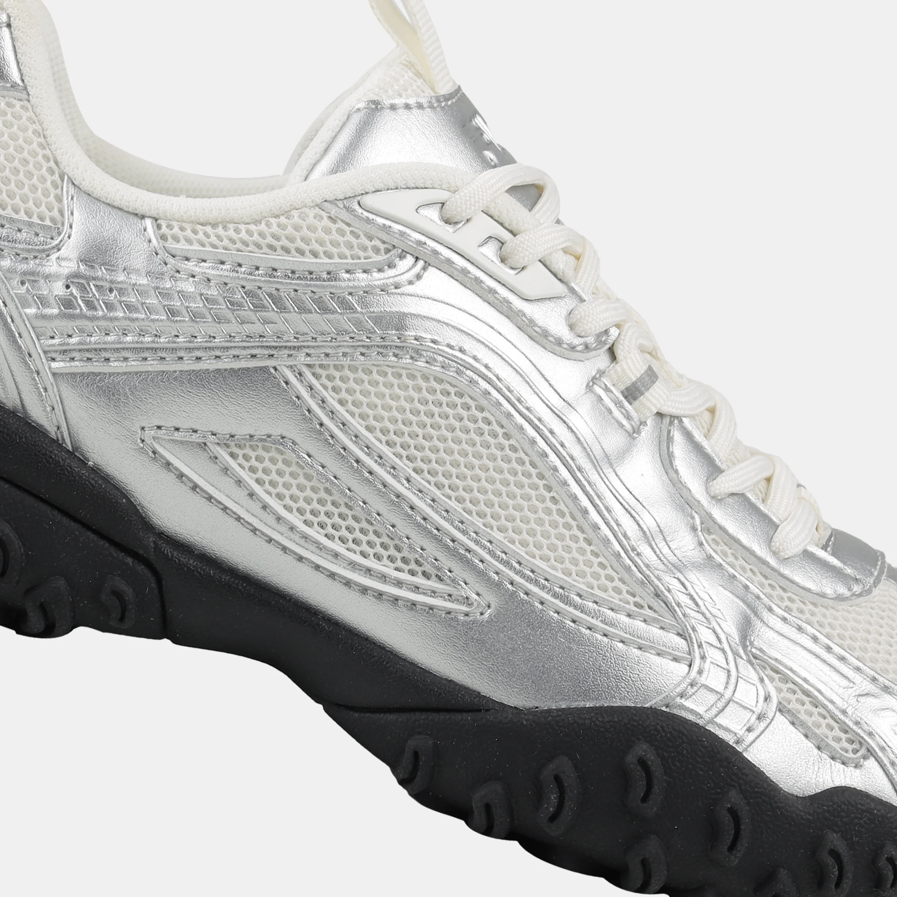 Fila Women Silver Echappe Ms Shoes - Image 8