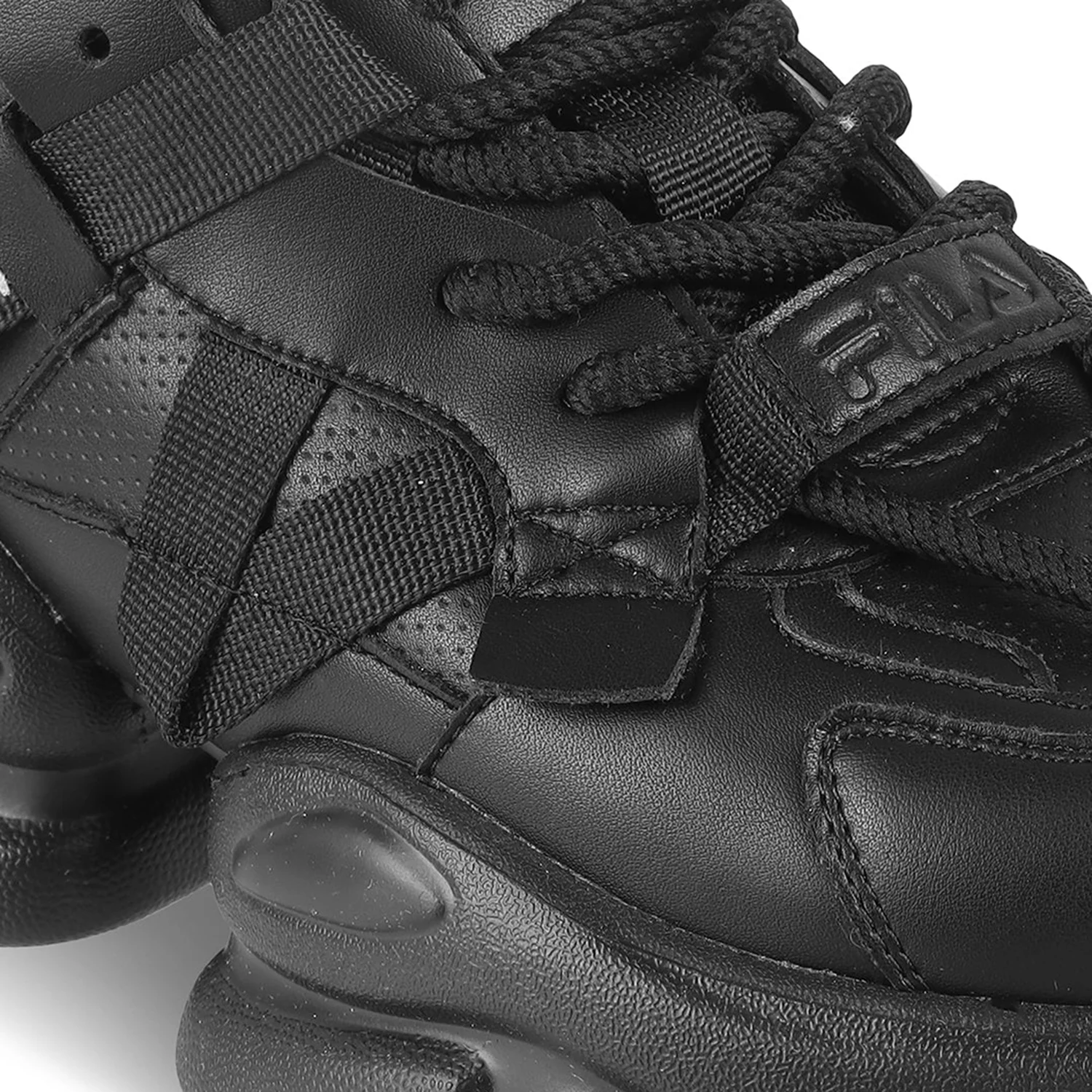 Fila Womens Envi Halli Black Sneakers - Image 8