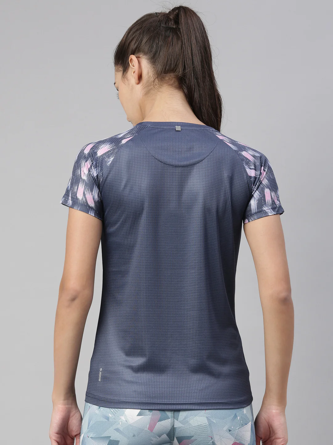 Women's Comfort Fit Sports T-Shirts - Image 4