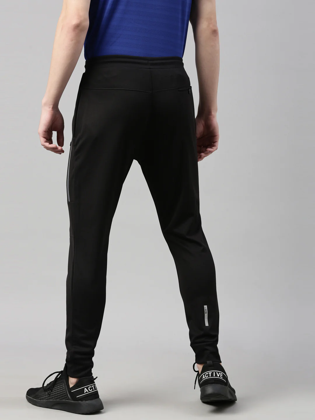 Men's Solid Comfort Jogger - Image 9