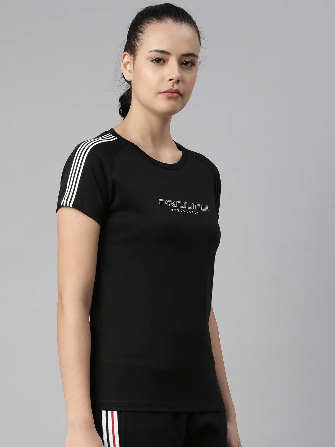 Women's Solid T-Shirts - Image 5