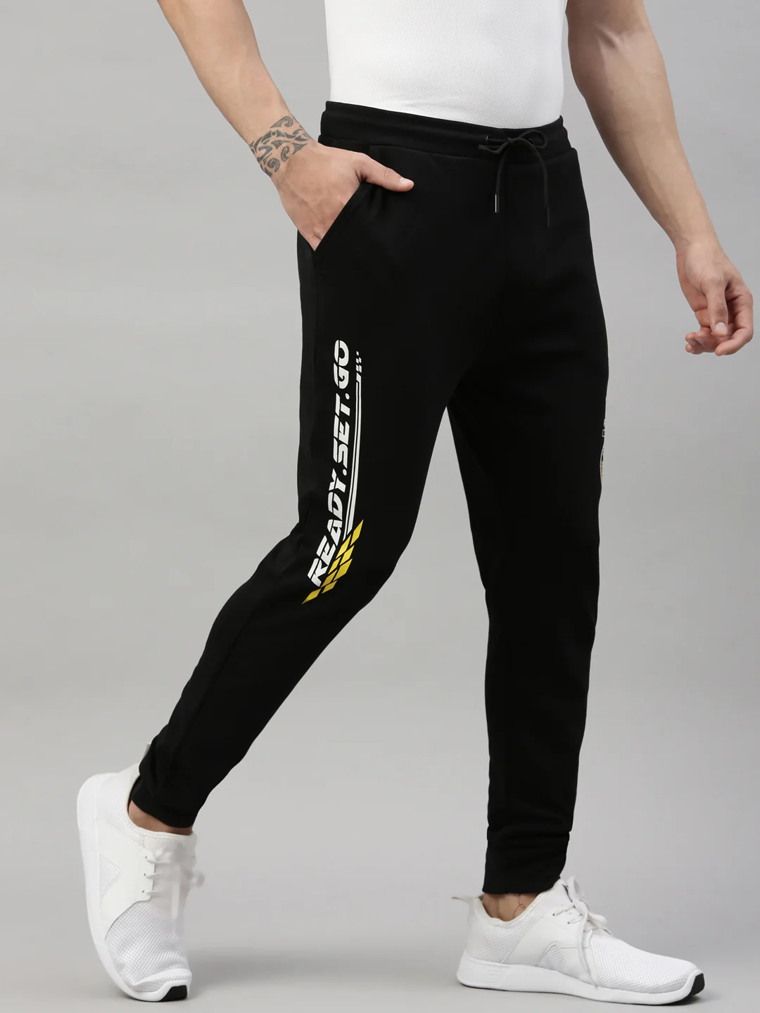 Men's Graphic Comfort Pants - Image 3